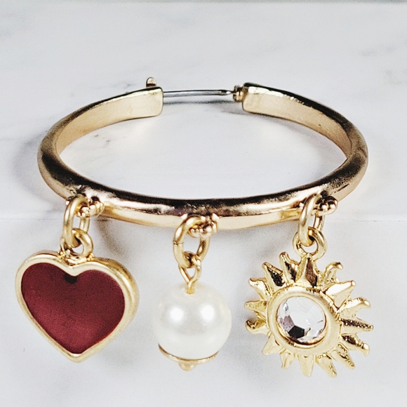 Chico's Heart Charm Hoop Earrings Pierced Katy Collection Heart Pearl Su… - Picture 2 of 9